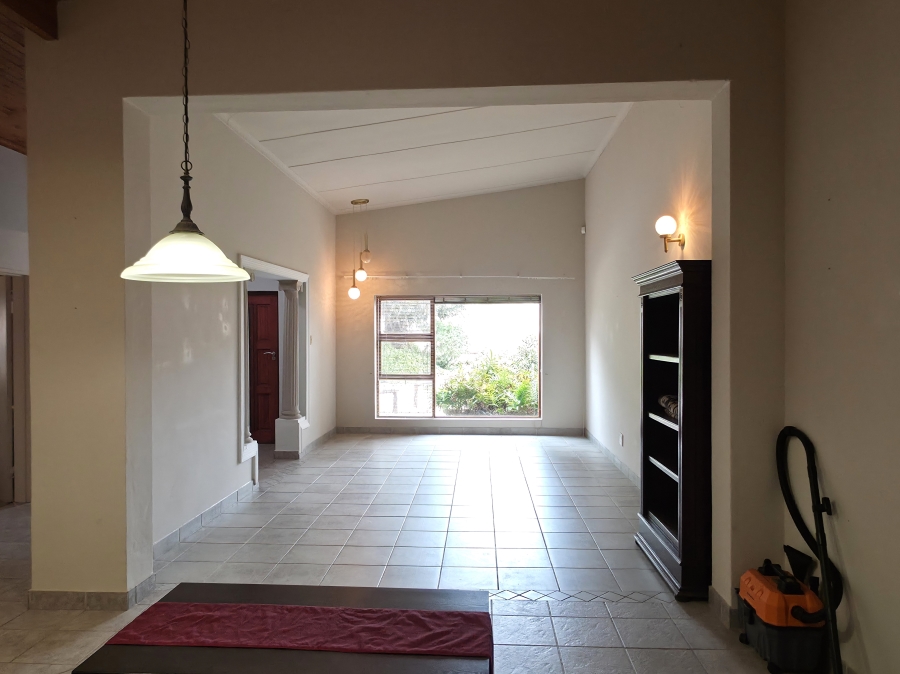 4 Bedroom Property for Sale in Noorsekloof Eastern Cape